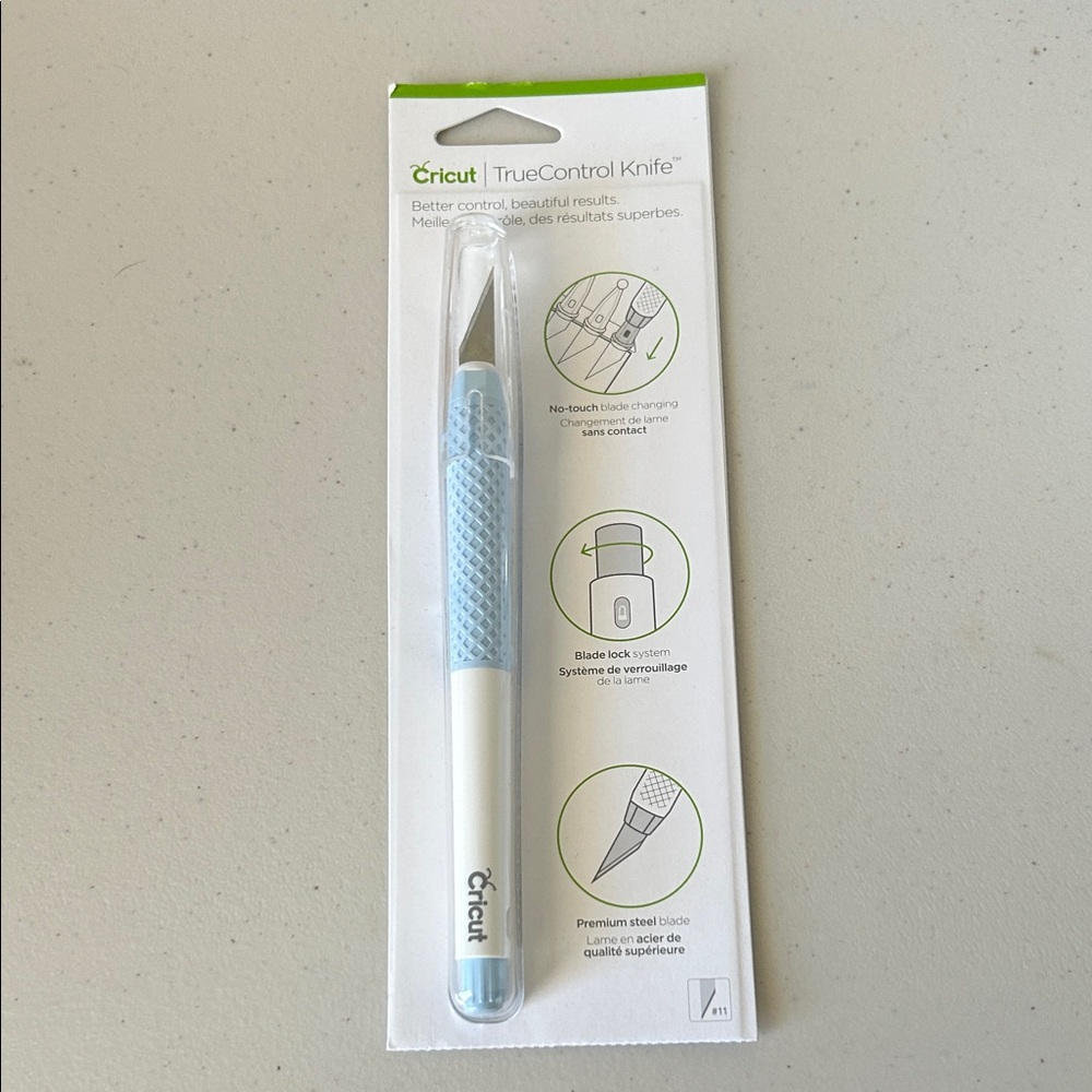 New Cricut TrueControl Knife Light Blue